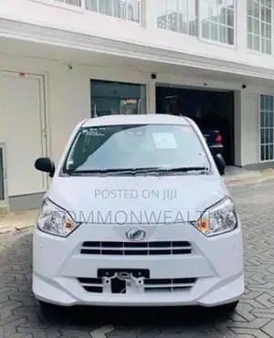 Daihatsu Mira 2025