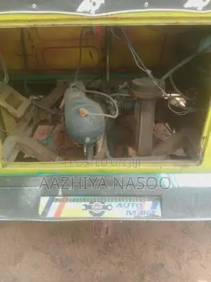 Bajaj RE 1995