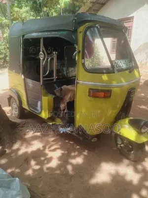 Bajaj RE 1995