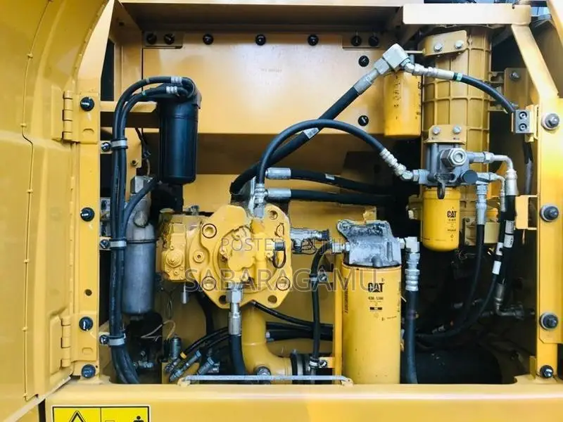 CAT 323D3 - Excavator