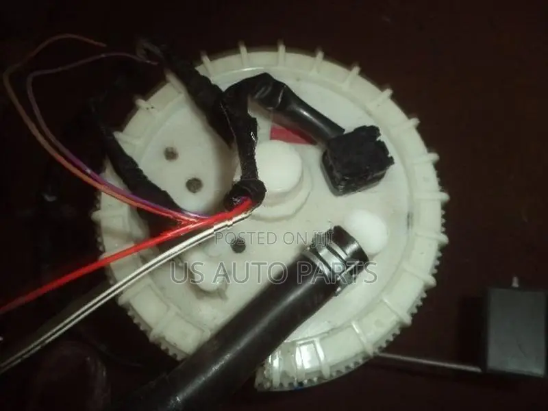 M900 Toyota Tank Petrol Pump Floater