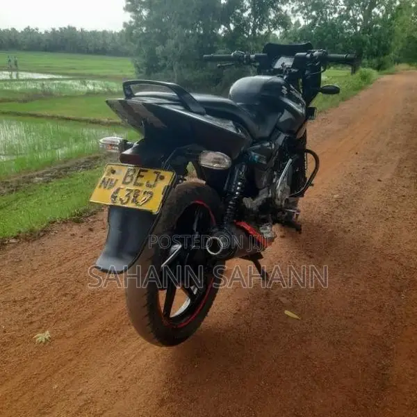 Bajaj Pulsar 150 2016