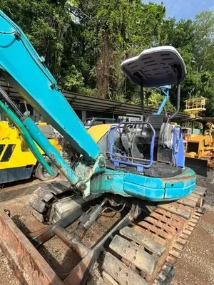 EXCAVATOR KOMATSU PC40