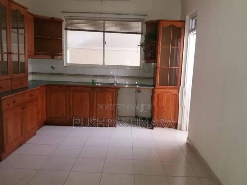 Office Space for Rent in Green Path Colombo 3 (file No 1084 B/1)
