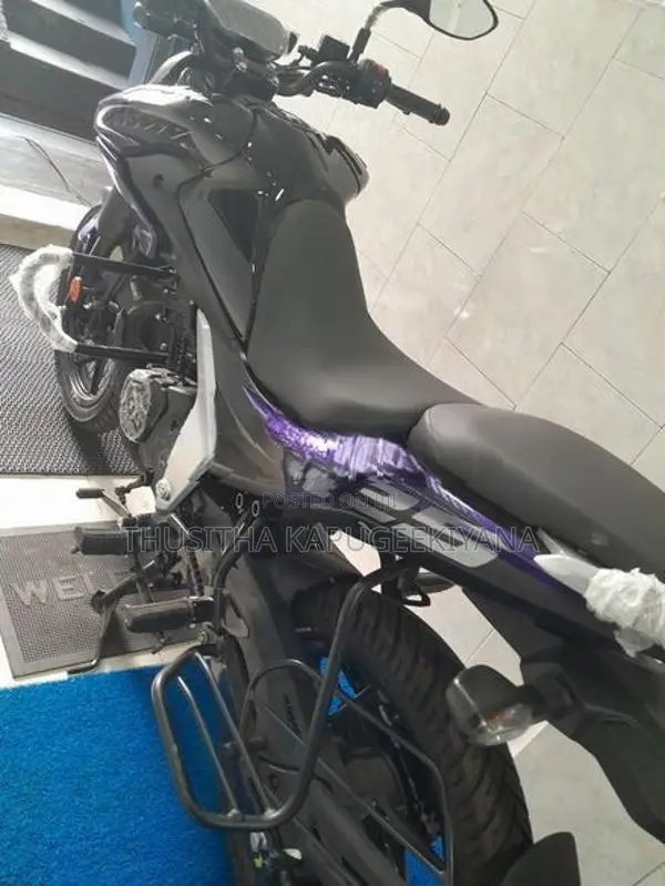 Bajaj Pulsar N125 2025