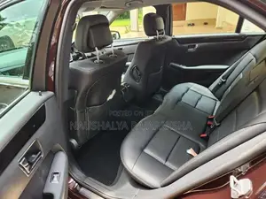 Mercedes Benz E200 CG1 Blue Efficiency 2010