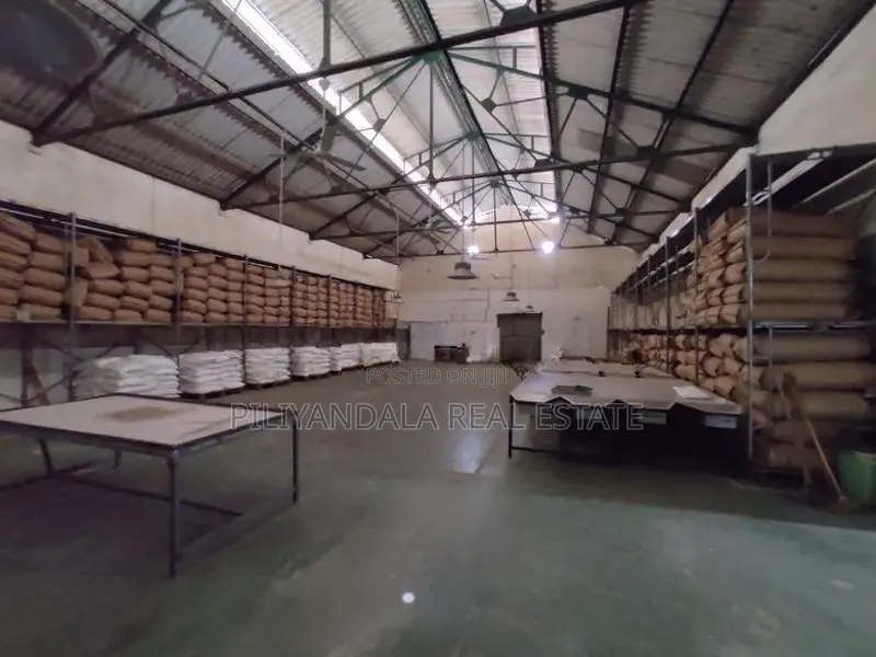 Office Warehouse Company for Sale Mountlavaniya
