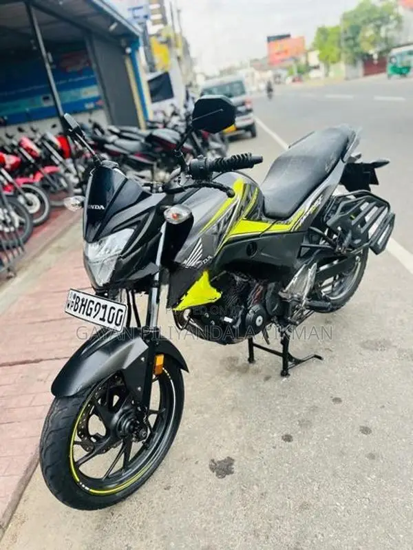 Honda CB Hornet 2018