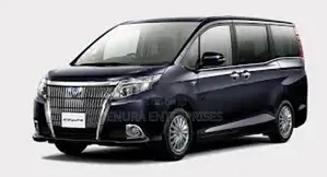 Toyota Voxy ZWR80 Bonnet