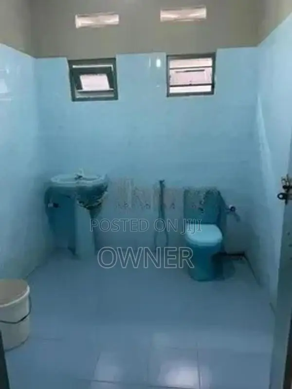 5 Luxury Bungalow Rooms Short Term Rent in Jaffna Town