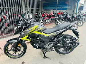 Honda CB Hornet 2018