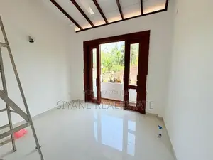 Beautiful Luxury Living House for Sale Athurugiriya