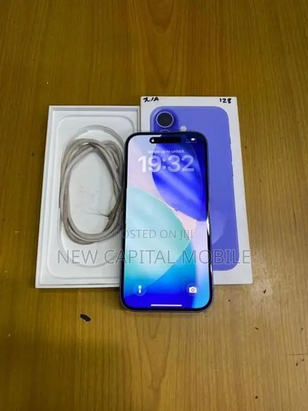 Apple iPhone 16 (Used)