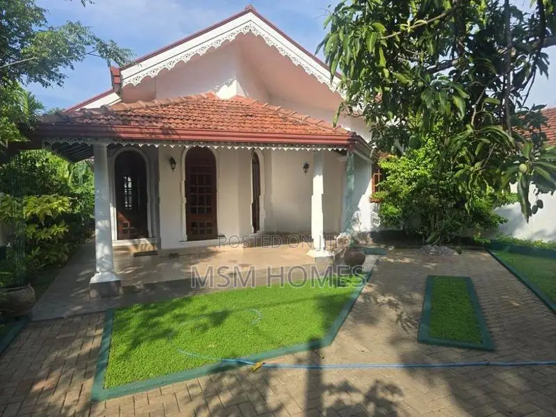 වටිනා මිලකට අංගසම්පූර්ණ මෙම නිවස විකිණිමට දලුවකොටුව මීගමුව