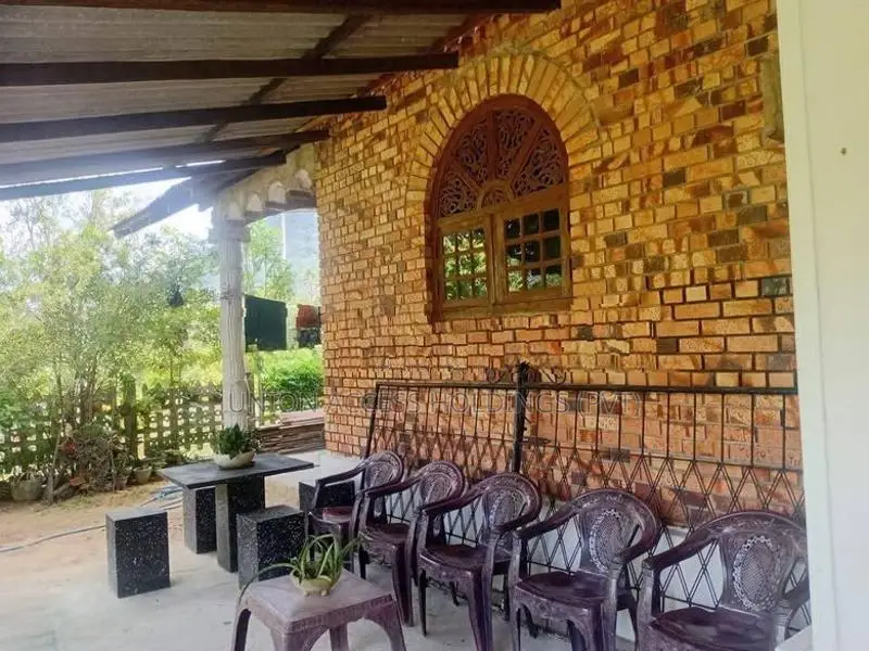 කුරුණෑගල, තිත්තවැල්ල හරහා ගෝනගම බස් පාරට මුහුණලා, මින්හෙට්ටිය