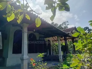 කුරුණෑගල, තිත්තවැල්ල හරහා ගෝනගම බස් පාරට මුහුණලා, මින්හෙට්ටිය