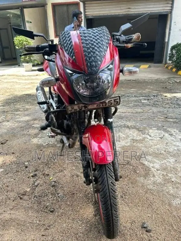 Bajaj Pulsar 150 2006