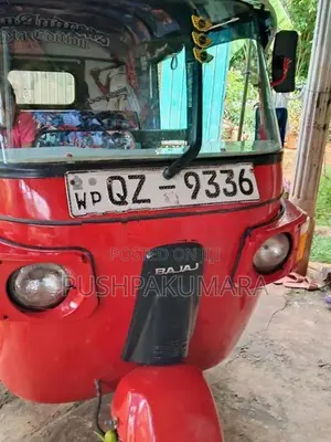 Bajaj RE 2010
