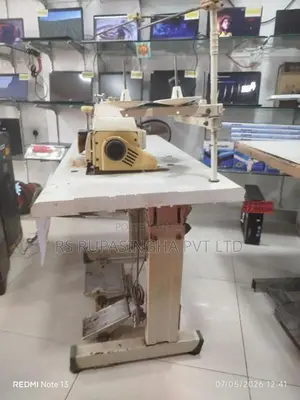 Gemmax 05thread Overlock Machine