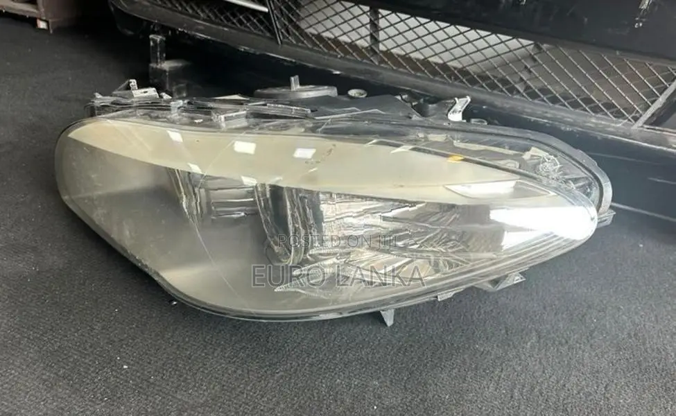 BMW 520d f10 head light