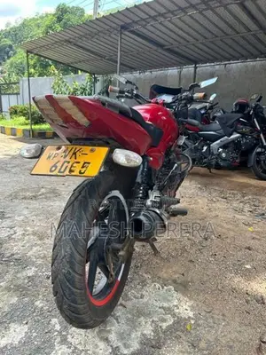 Bajaj Pulsar 150 2006