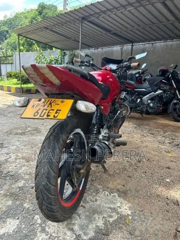 Bajaj Pulsar 150 2006