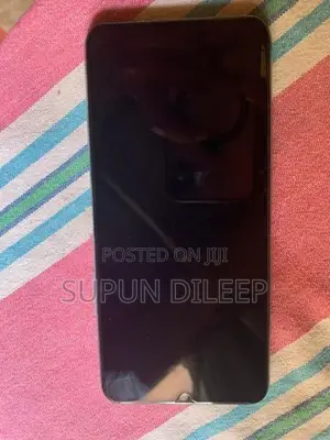 Vivo V20 32 (Used)
