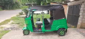 Bajaj RE 2010