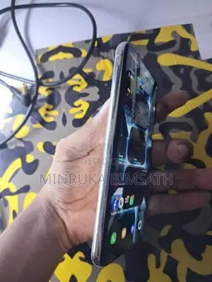 Samsung Galaxy S10e (Used)