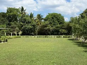 Super Valuable Land for Sale in Thalawathugoda - 40 Perches