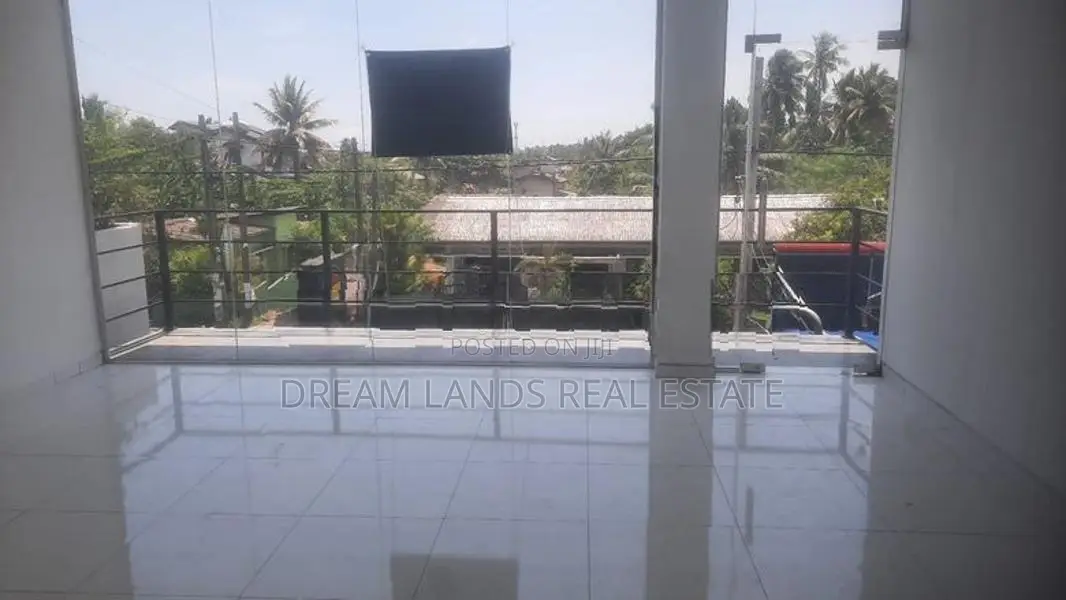 ☆ Piliyandala Suwarapola 1 st Floor Building for Rent ( R- 699 )