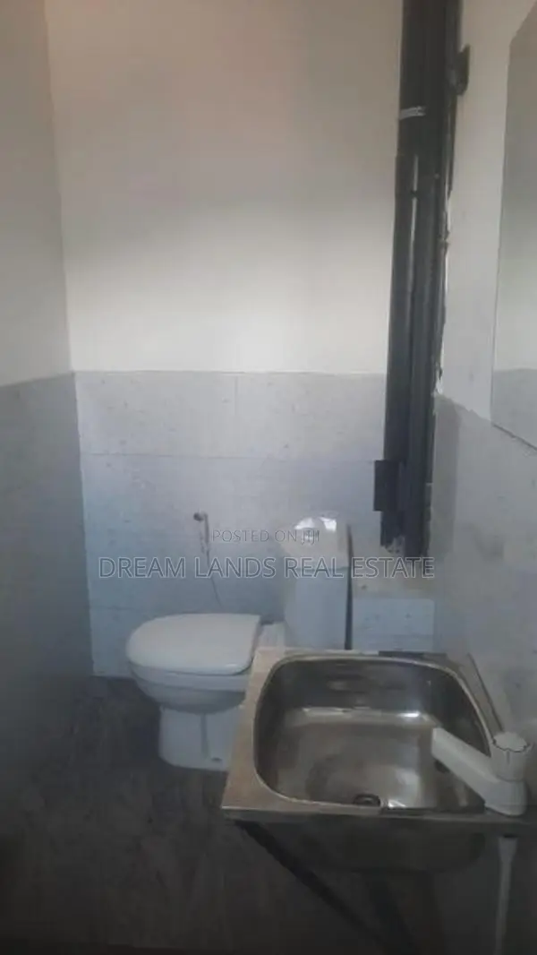 ☆ Piliyandala Suwarapola 1 st Floor Building for Rent ( R- 699 )