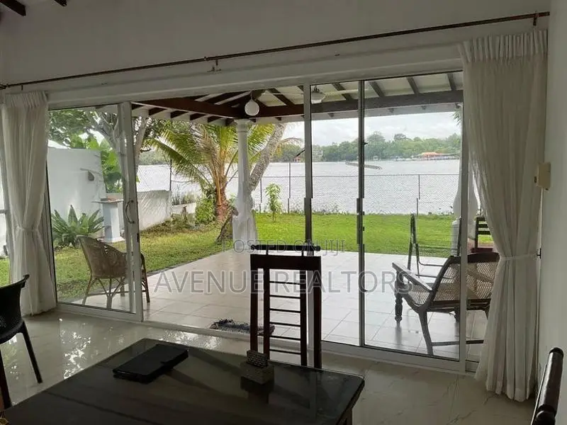 2BR House for sale in Moratuwa