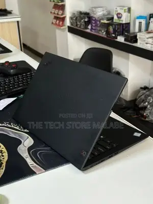 Lenovo ThinkPad X1 Carbon