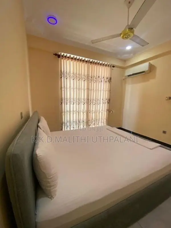 Furniture Ac Room For Rent Mountlavinia