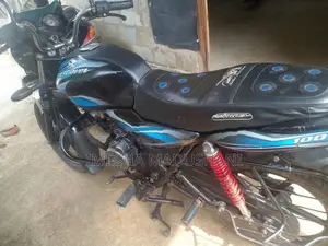 Bajaj Discover 2013