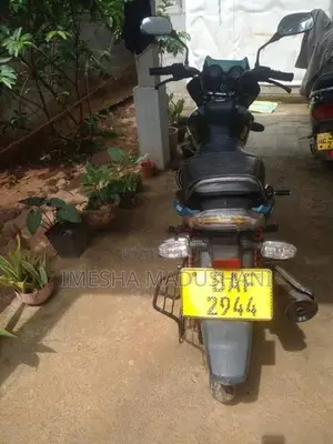 Bajaj Discover 2013