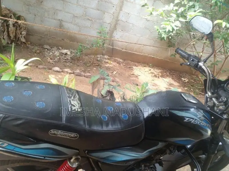 Bajaj Discover 2013