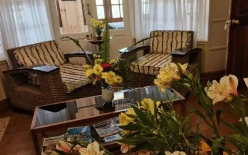 Nuwara Eliya Colonial Bungalow the Trevene Short Term Rent
