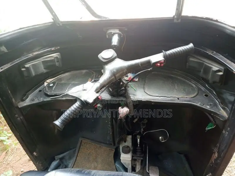 Bajaj RE 1998