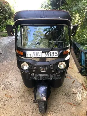 Bajaj RE 2016