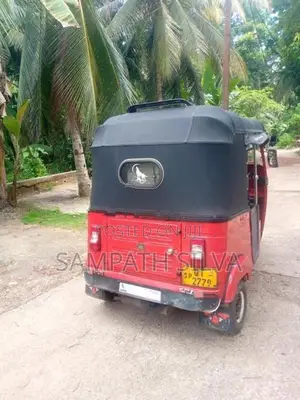 Bajaj RE 2009