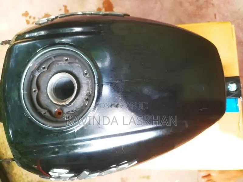 Bajaj Pulsar 150 Petrol Tank