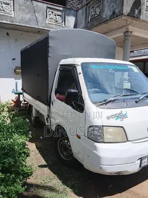 Mazda Bongo 2007