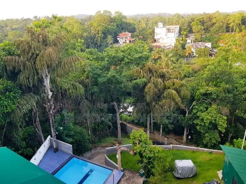 Three-Story Villa with A Pool for Sale in Talpe, Dalawella, Unawatuna