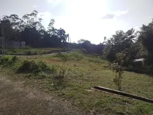 වටරැක හල්බරාව බස් පාරෙන් බිම් කොටස් විකිණීමට