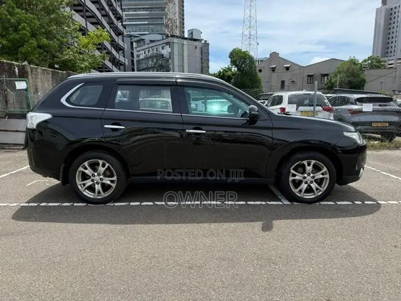 Mitsubishi Outlander 2014