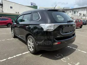 Mitsubishi Outlander 2014