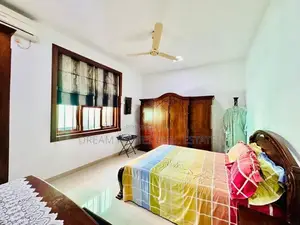 Luxury 5-Bedroom House with Rooftop Garden – Colombo 03