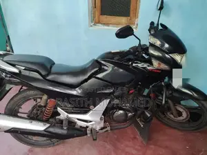 Hero CBZ Xtreme 2013